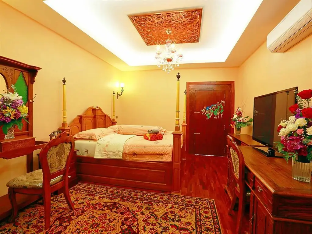 Чиангмай: At Chiang Mai Hotel