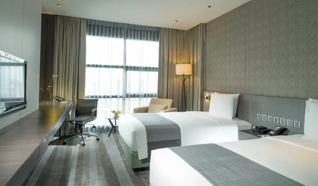 Бангкок: Holiday Inn Bangkok Sukhumvit by IHG