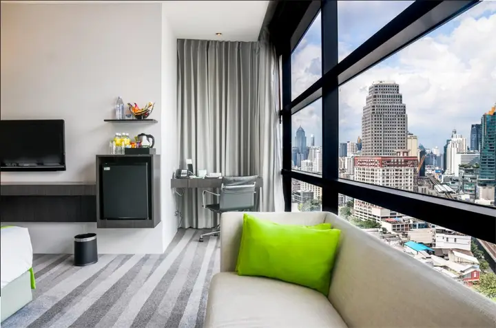 Бангкок: Holiday Inn Bangkok Sukhumvit by IHG