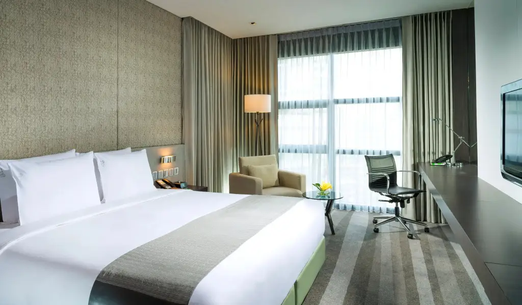 Бангкок: Holiday Inn Bangkok Sukhumvit by IHG