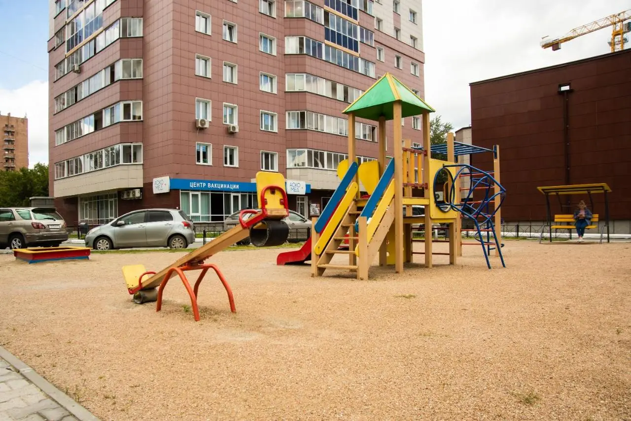 Новосибирск: Апартаменты на Крылова 34