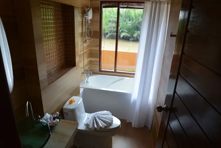 Сураттхани: Sucholtee Resort