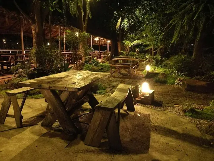 Ампхава: Young Coconut Garden Home Resort