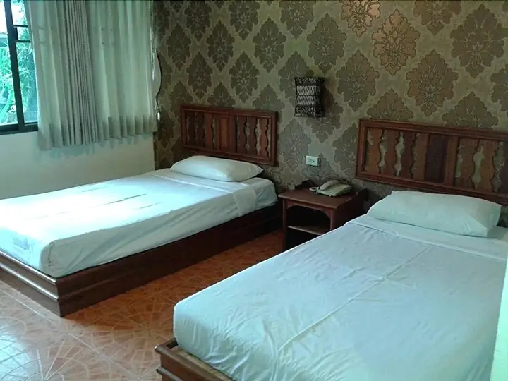 Ка Бин Тха Бу Ри: Hillside Country Home Golf & Resort