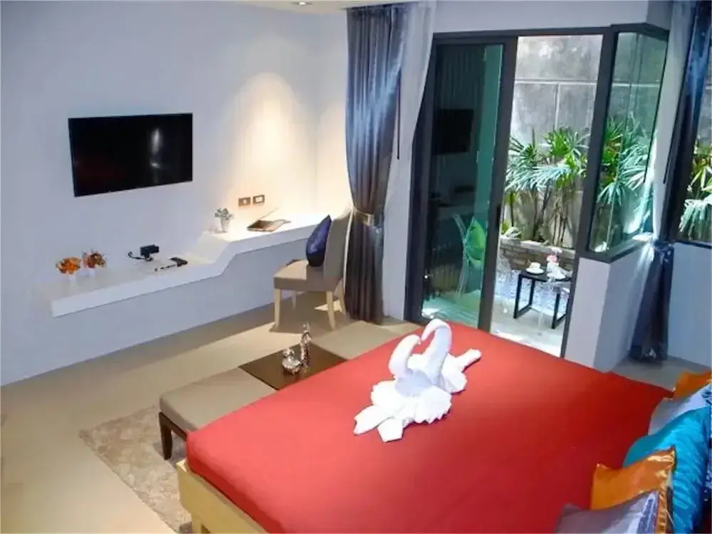 Кату: Emerald Patong New Modern Studio