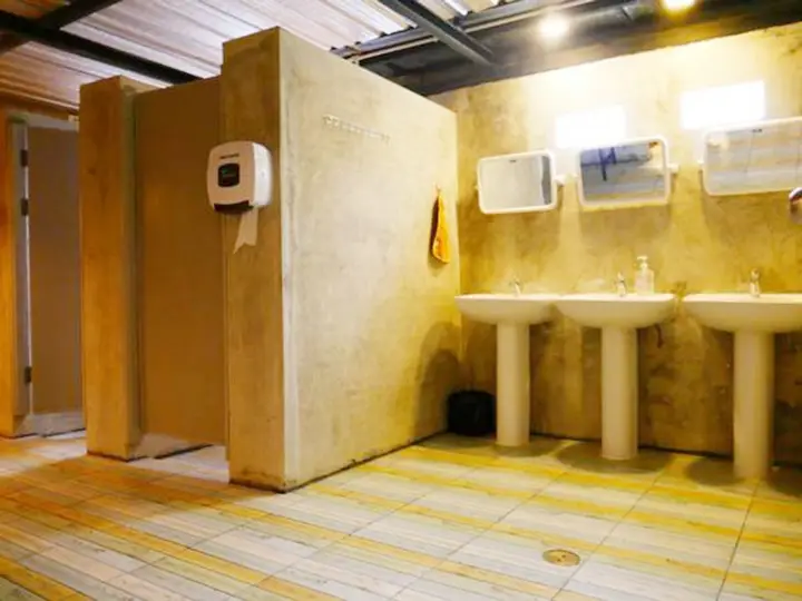 Бангкок: FIRST 1 Boutique House at Sukhumvit 1