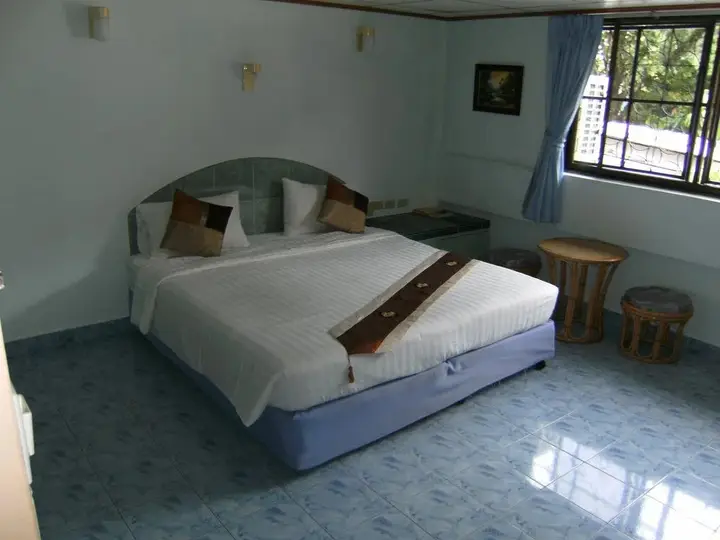 Муанг: Seabreeze Inn