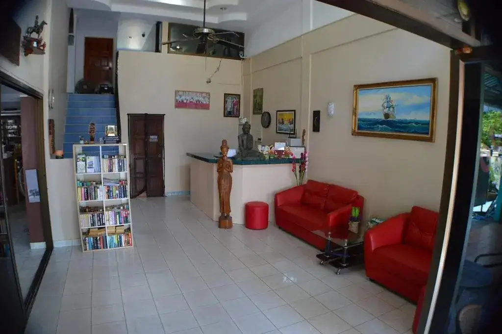 Муанг: Seabreeze Inn
