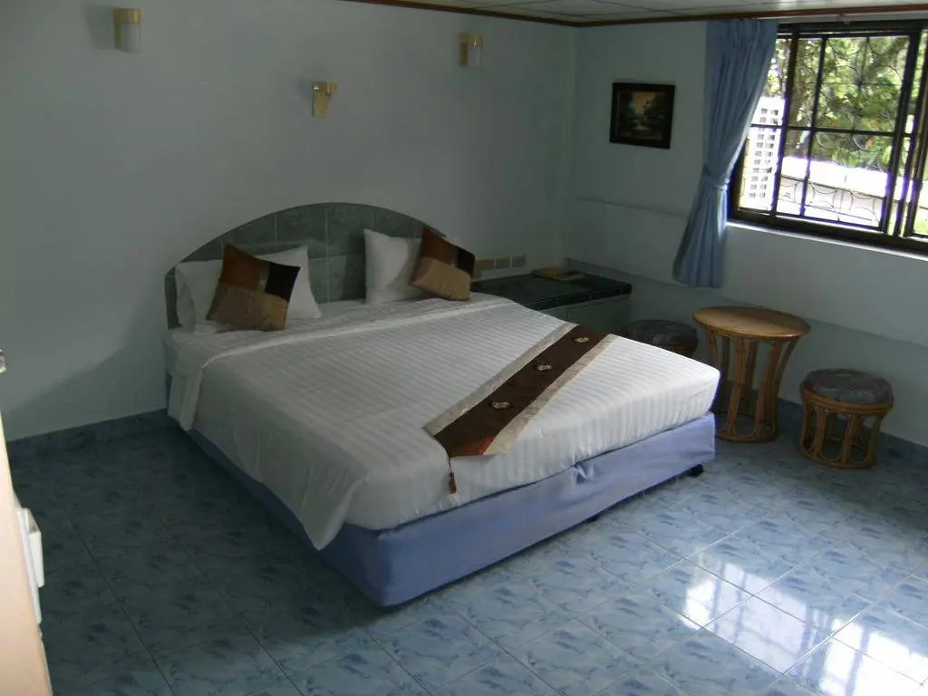 Муанг: Seabreeze Inn