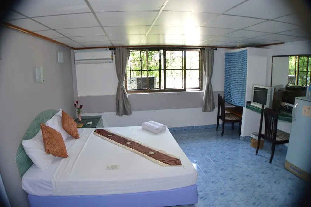 Муанг: Seabreeze Inn