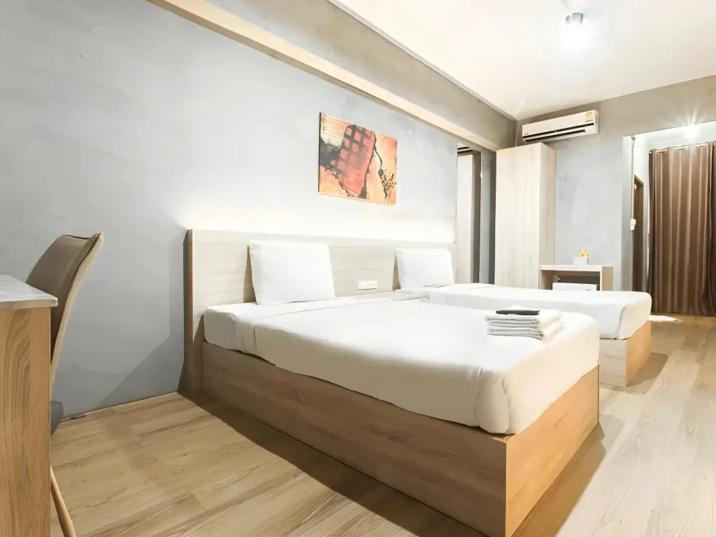 Чиангмай: B2 Santitham (Wat Jed Yod) Boutique & Budget Hotel
