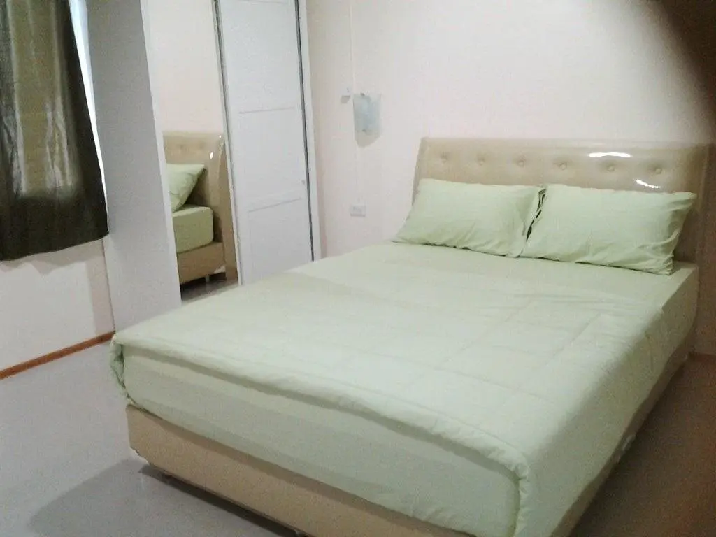 Удонтхани: Sharples Apartments Udon Thani