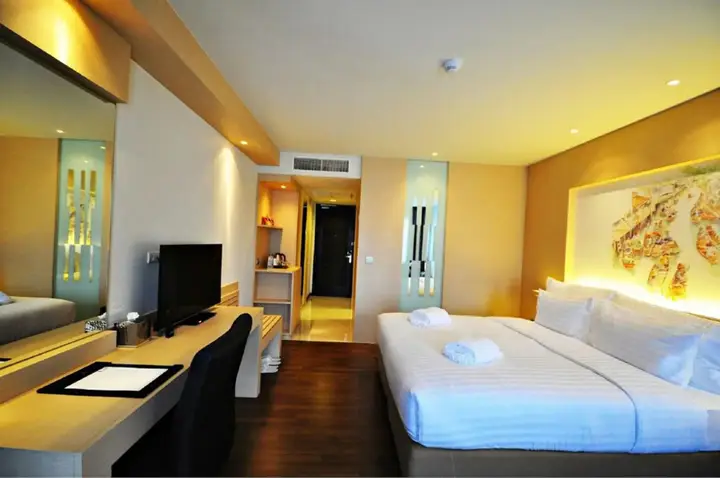 Бангкок: Parinda Hotel