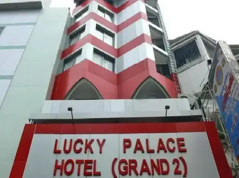 Lucky Palace Hotel — фото 1