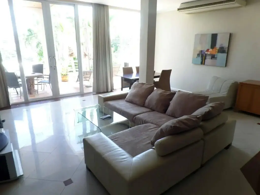 Паттайя: Westbury Residence