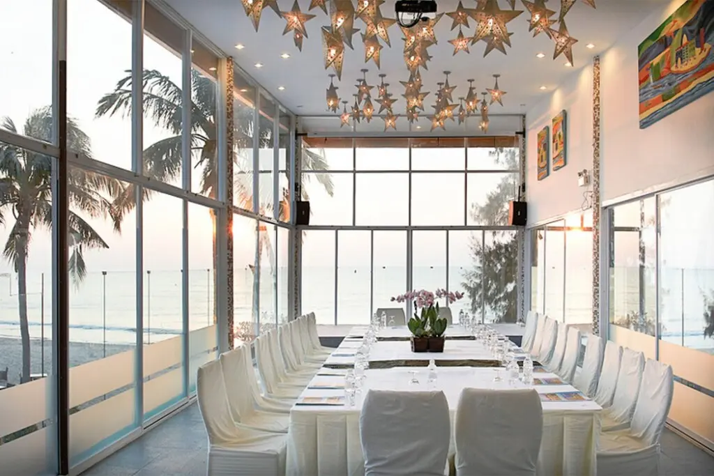 Прачуапкхирикхан: Dhevan Dara Beach Villa