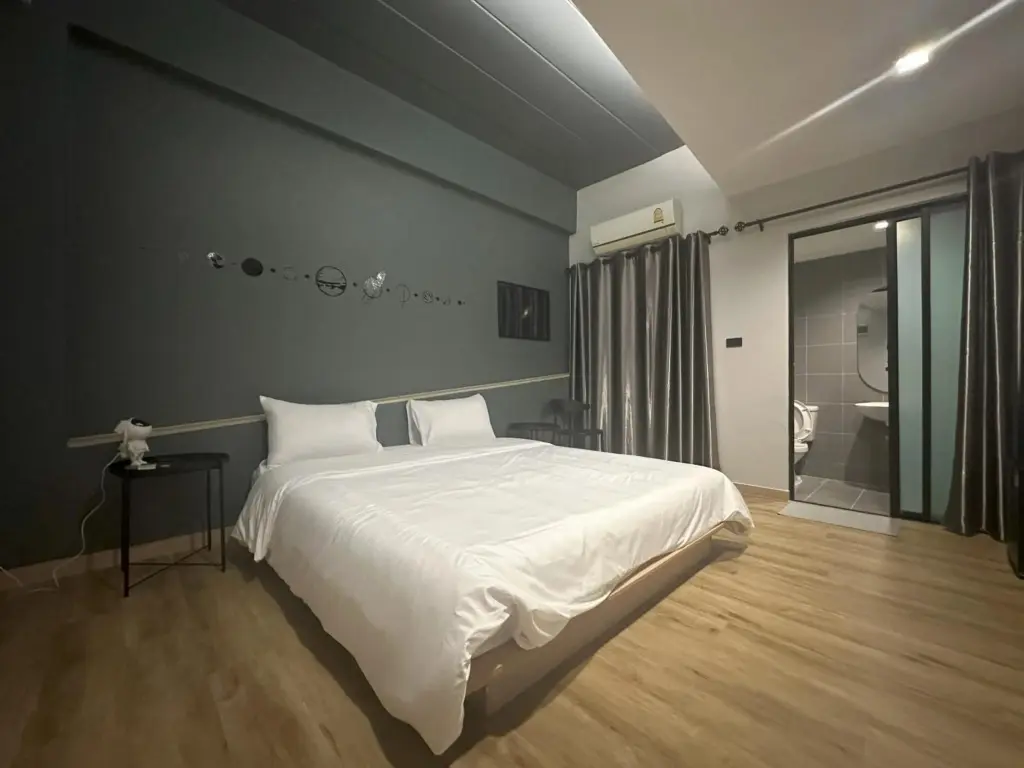 Банг-Сао-Тхонг: Bedroom at Suvarnabhumi Airport