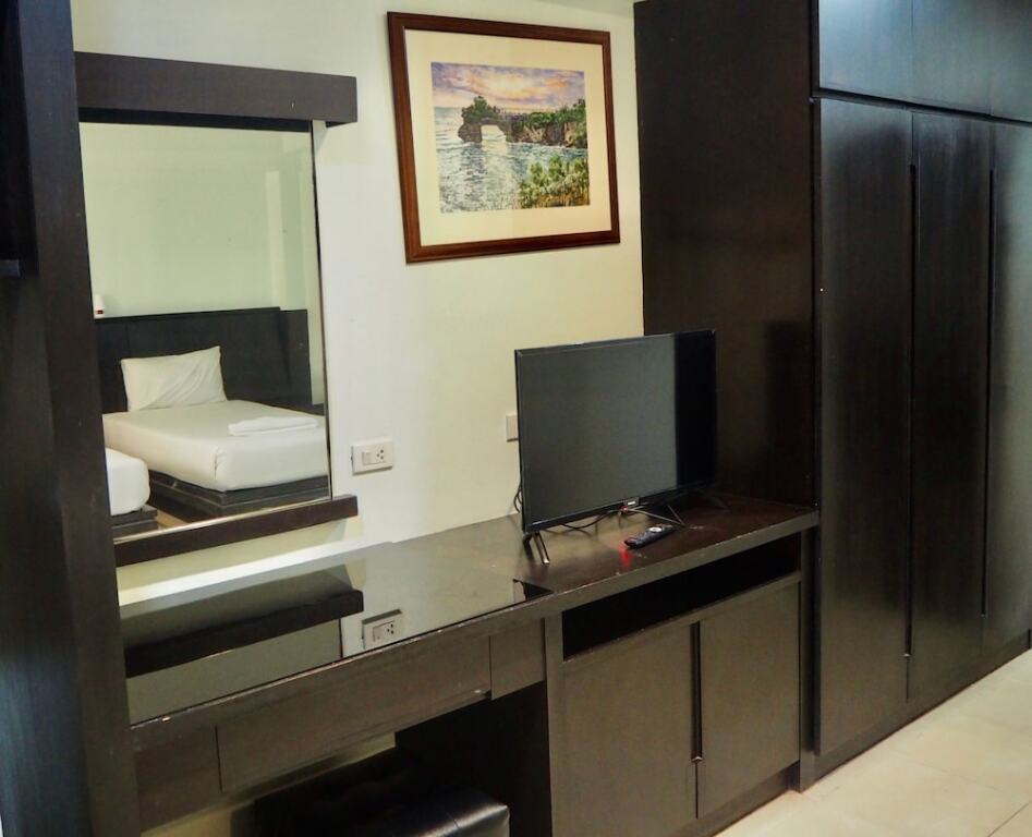 Кату: Orm Thong Apartments