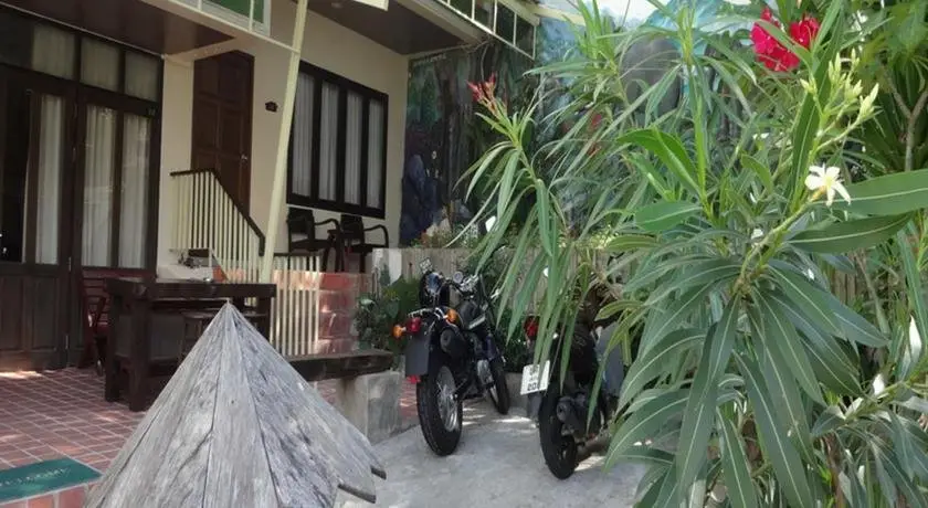 Кату: Wing Hostel