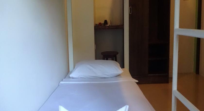 Кату: Wing Hostel