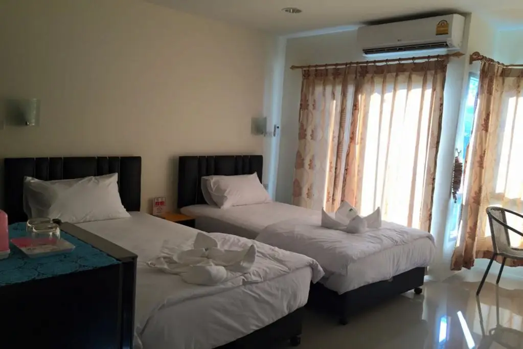 Сирача: U-Dee Hotel