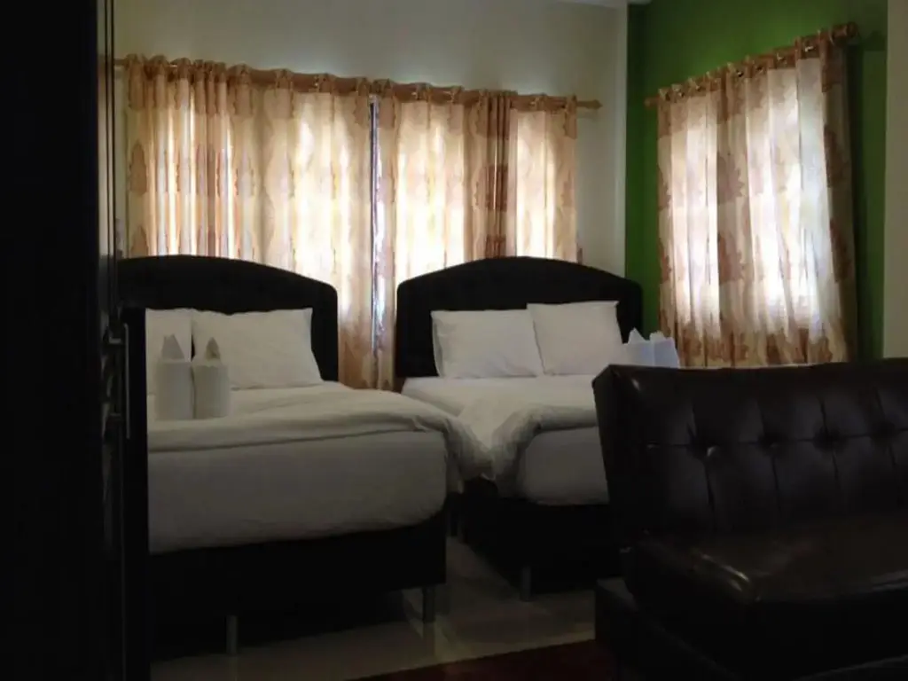 Сирача: U-Dee Hotel