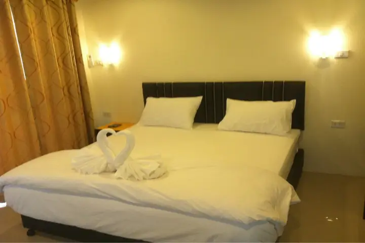 Сирача: U-Dee Hotel