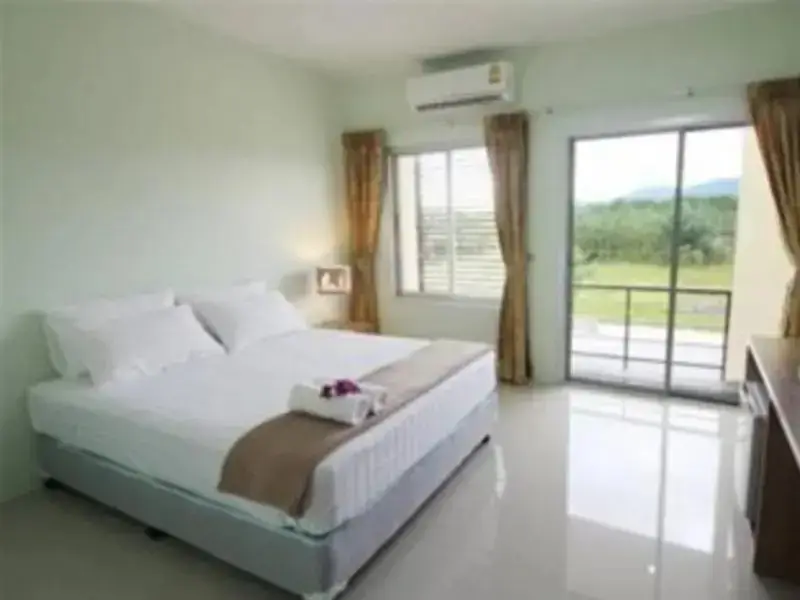 Ханом: Palm Hill Resort