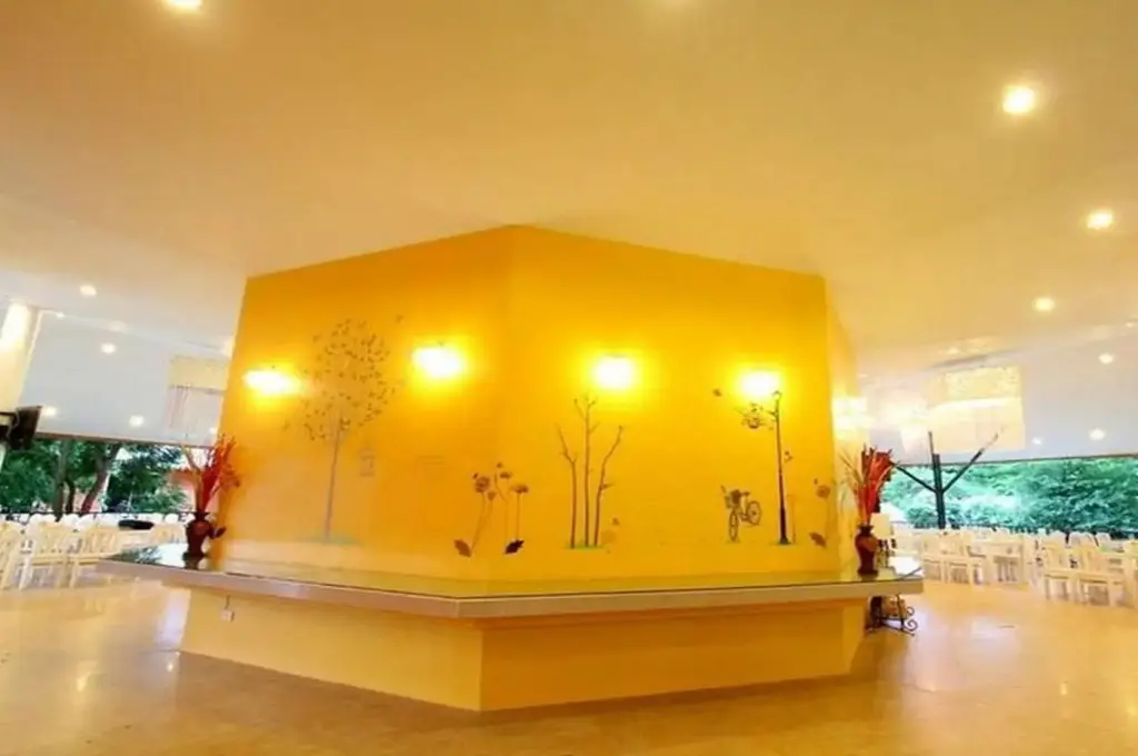 carousel image 5