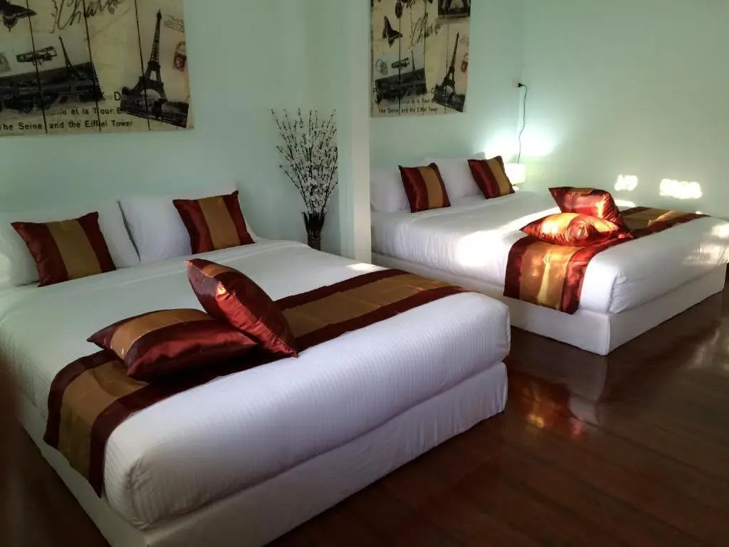Накхонситхаммарат: Maliwan Holiday Home
