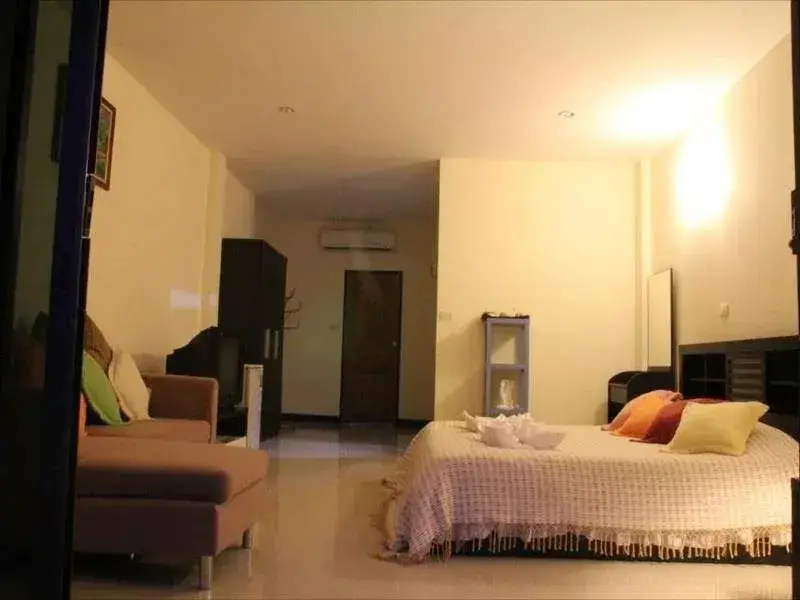 Муанг: Chalong Sea View Resort