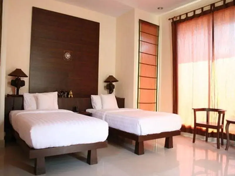 Пранбури : Nangpaya Resort