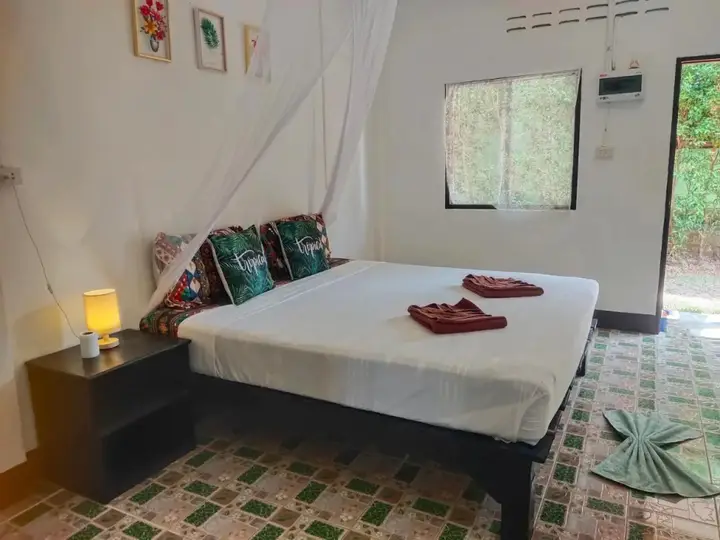 Ланта: Bamboo Hut Bungalow - Adults Only