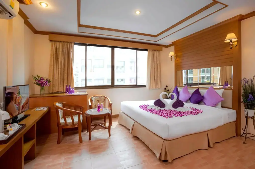 Пхукет: Bangkok Residence Hotel