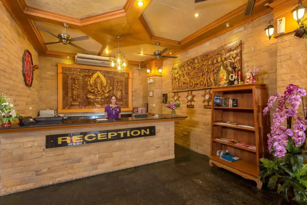 Пхукет: Bangkok Residence Hotel