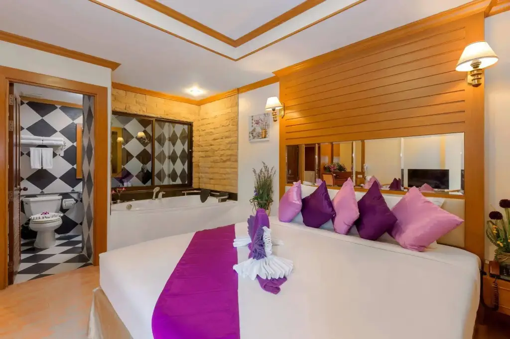 Пхукет: Bangkok Residence Hotel