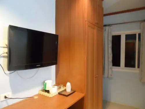 Кату: Areeya Guesthouse