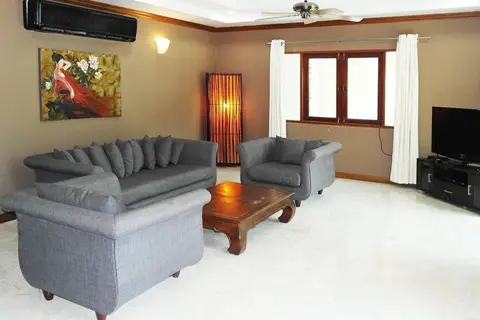Chaweng Lakeview Residence — фото 1
