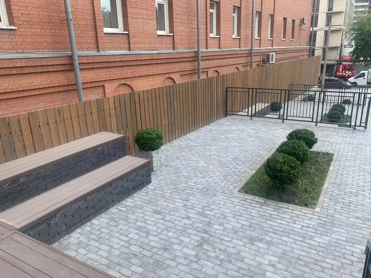 Новосибирск: BONAPART N 2 в самом центре города