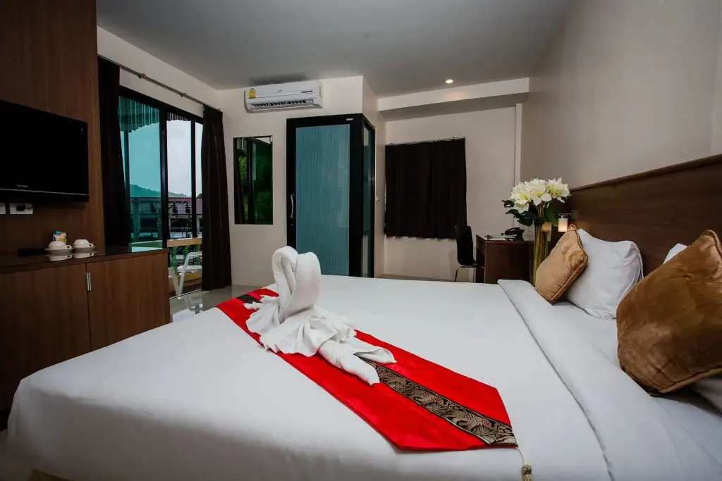 Кату: The Wave Patong Boutique Hotel
