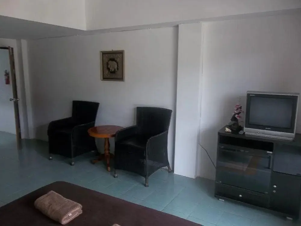 Ланта: Paulee's House