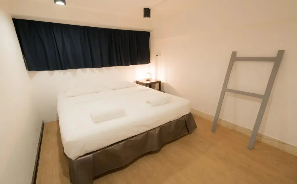 Бангкок: The Urban Age Hostel