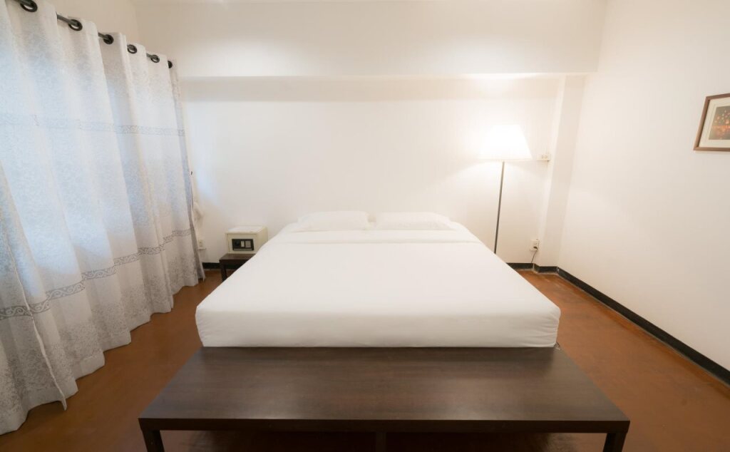 Бангкок: The Urban Age Hostel