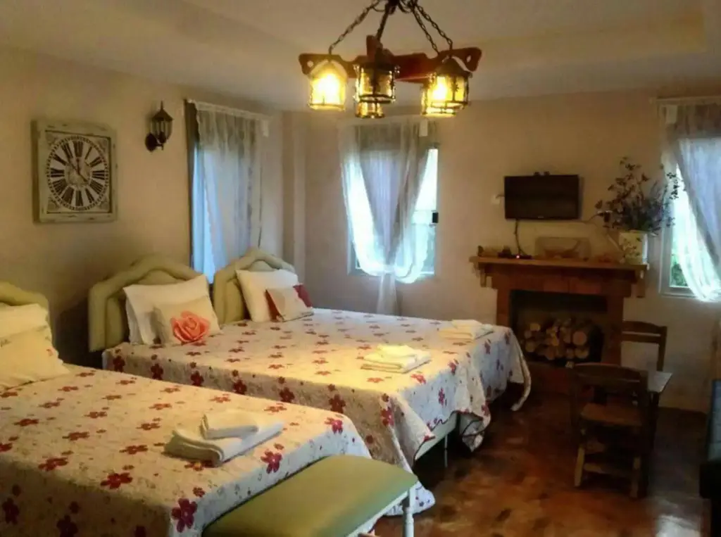 Маерим: Flora Hill Resort