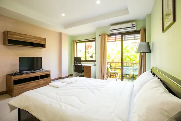 Лампанг: Banlanna Services Apartment