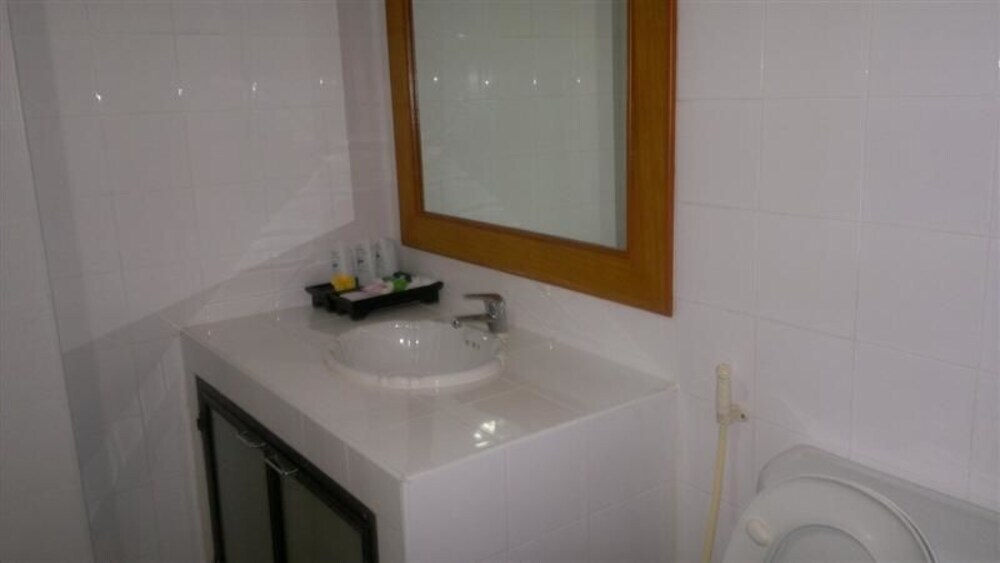 Патхумтхани: PathumThani Place Hotel