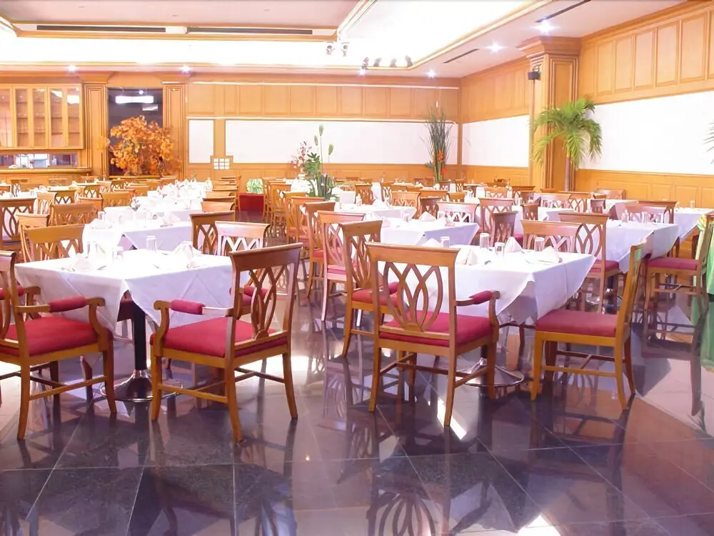 Патхумтхани: PathumThani Place Hotel