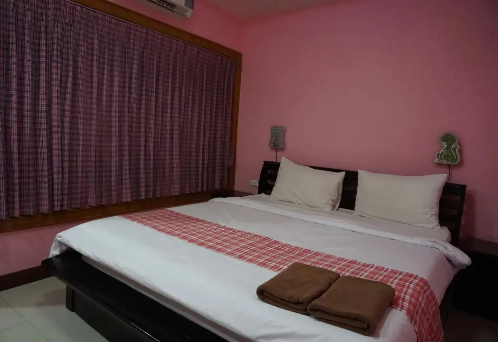 Кхонкэн: The Boss Grand Tower Hotel