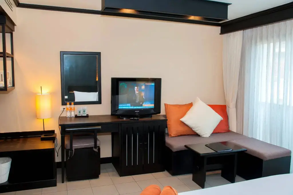 Пхукет: Rattana Beach Hotel