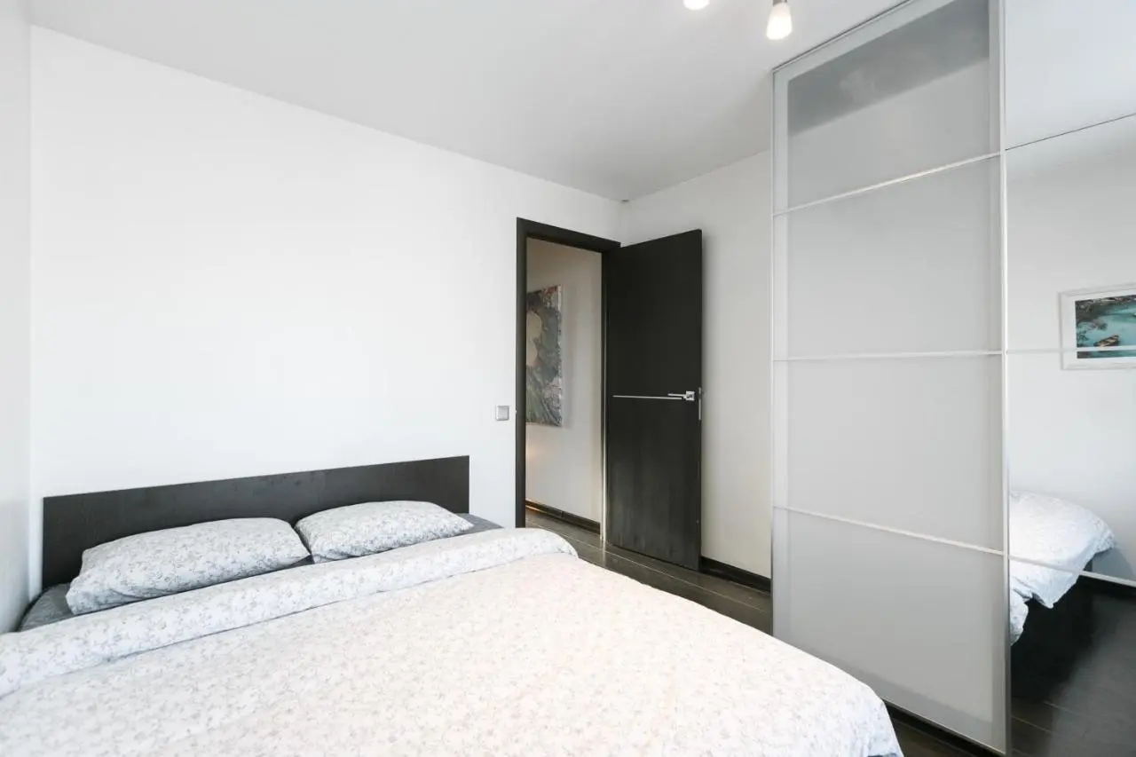 Новосибирск: GERBERA APARTMENT 3к LOFT ЖД Вокзал Центр